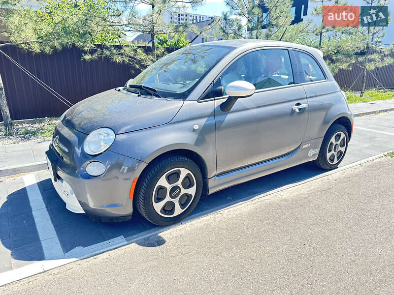 Fiat 500e (2013)