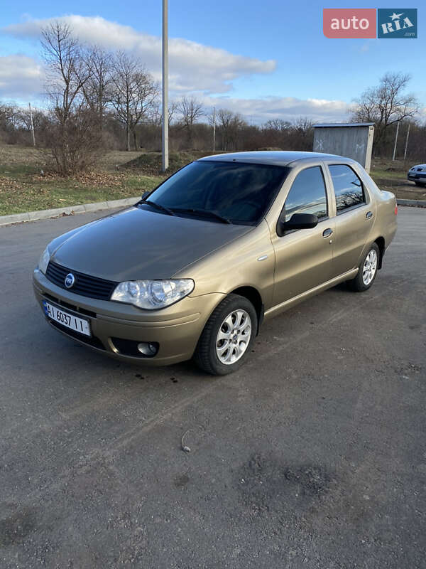 Fiat Albea (2007)
