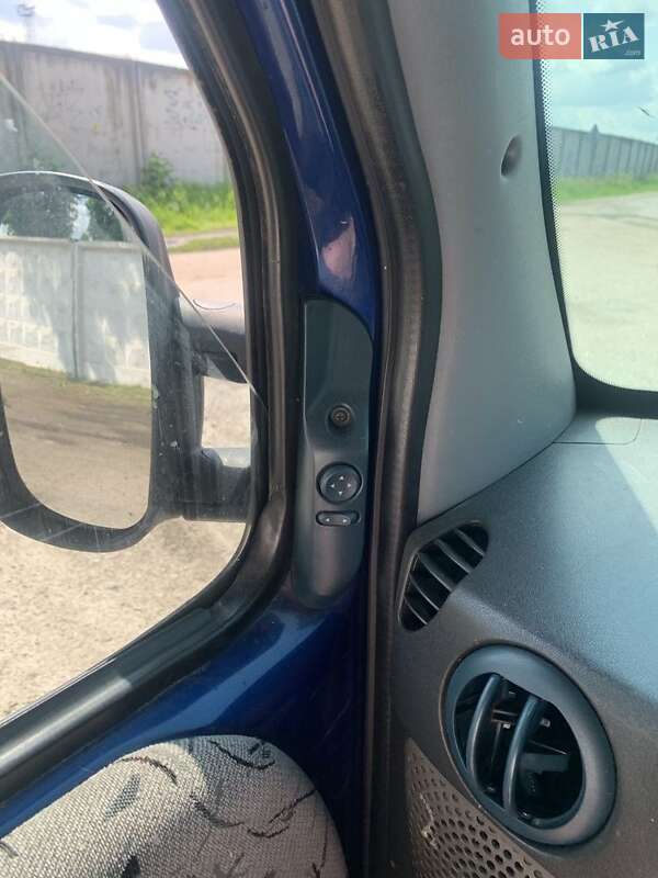 Fiat Doblo (2004)
