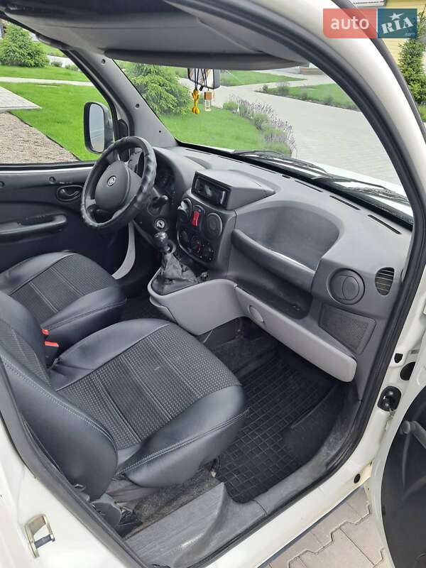 Fiat Doblo (2008)