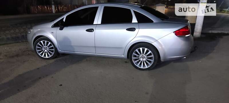 Fiat Linea (2009)