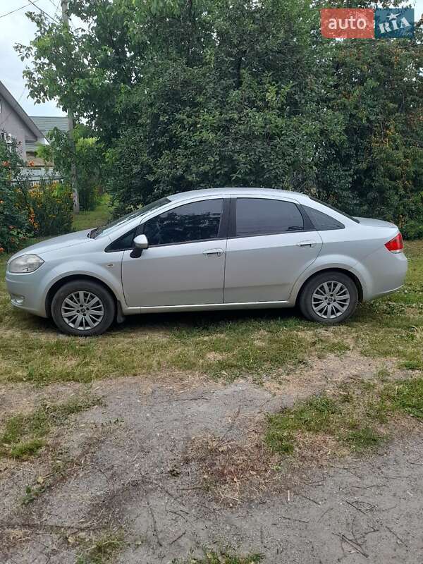 Fiat Linea (2012)