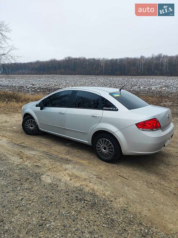 Fiat Linea (2012)