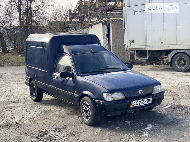 Ford Courier (1995)