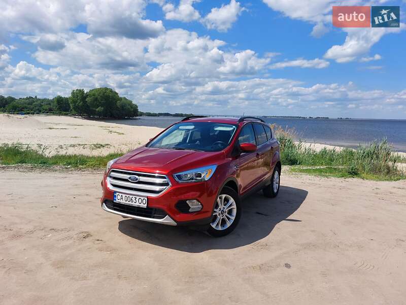 Ford Escape (2017)
