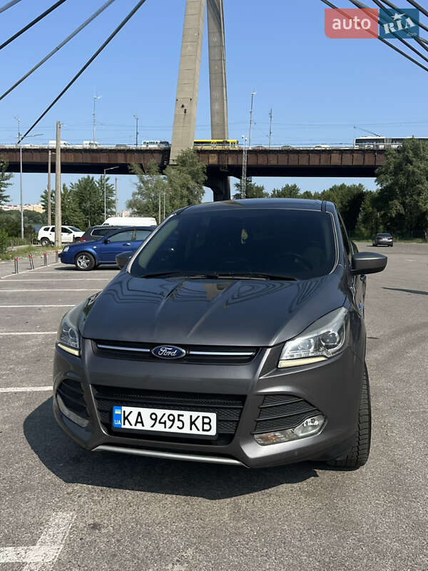 Ford Escape (2014)
