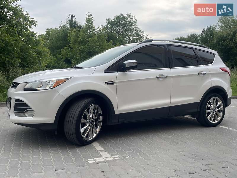 Ford Escape (2015)