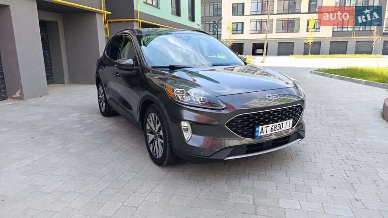 Ford Escape (2020)
