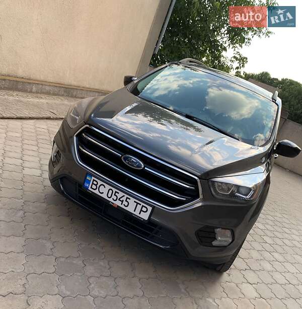 Ford Escape (2017)