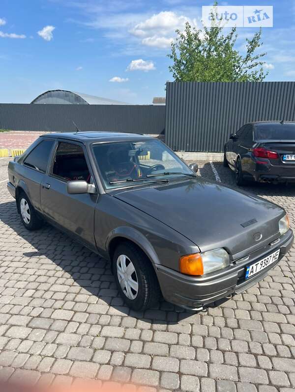 Ford Escort (1987)