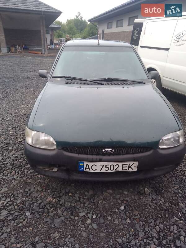 Ford Escort clx (1995)