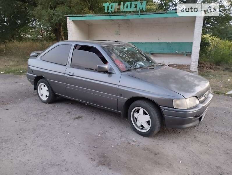 Ford Escort (1992)