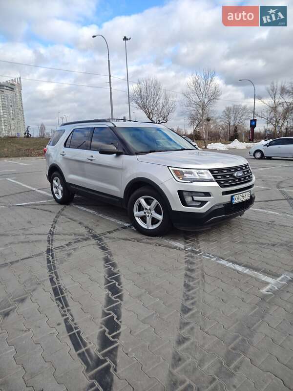 Ford Explorer (2017)