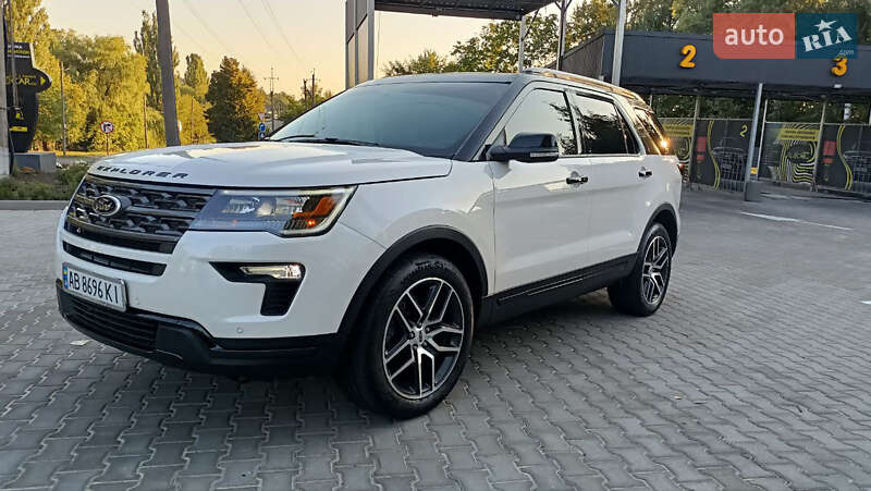 Ford Explorer (2018)