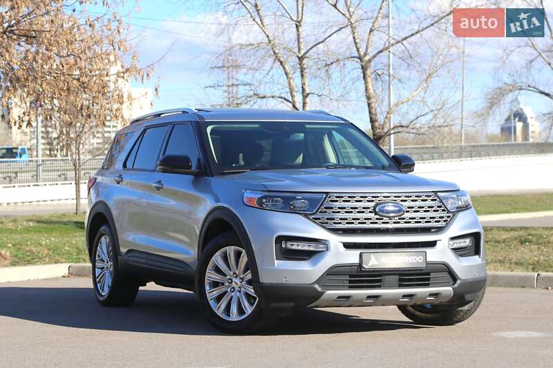 Ford Explorer (2021)