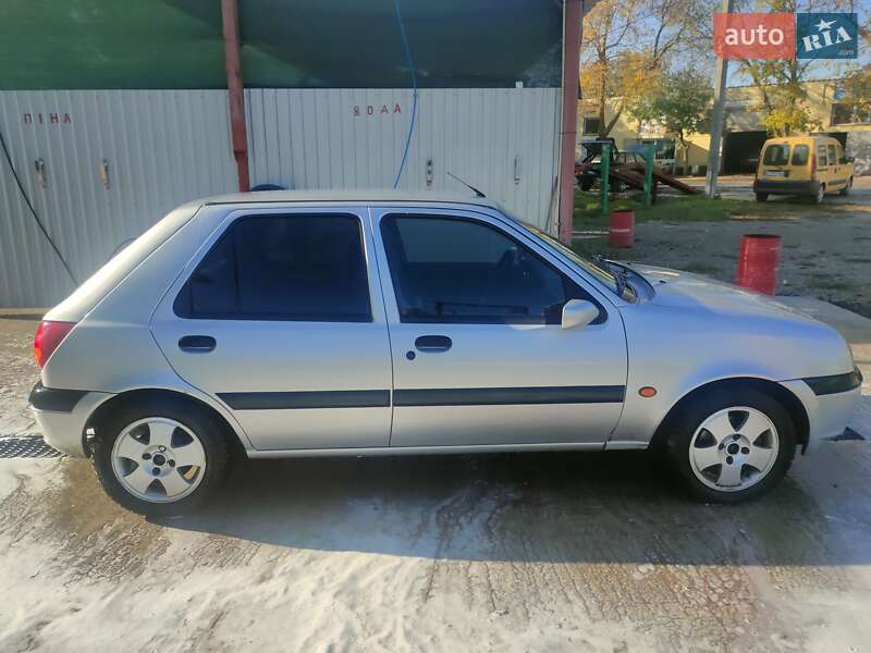 Ford Fiesta (2001)