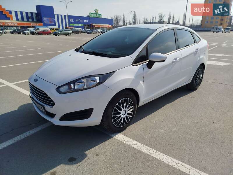 Ford Fiesta (2013)