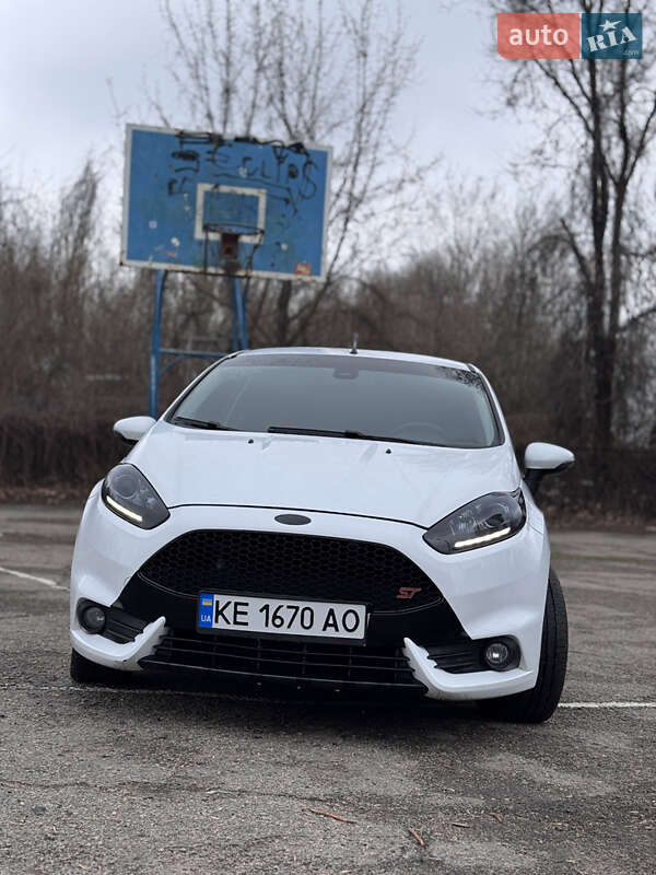 Ford Fiesta (2012)