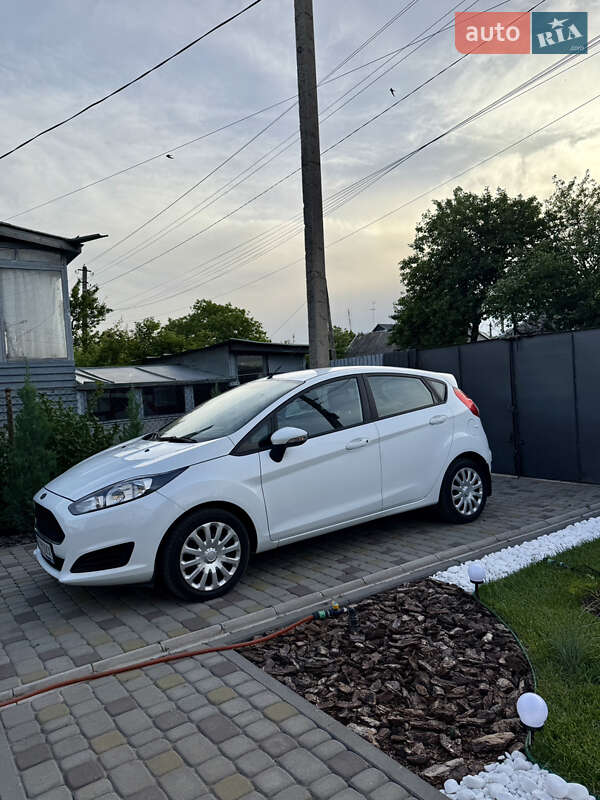Ford Fiesta (2016)