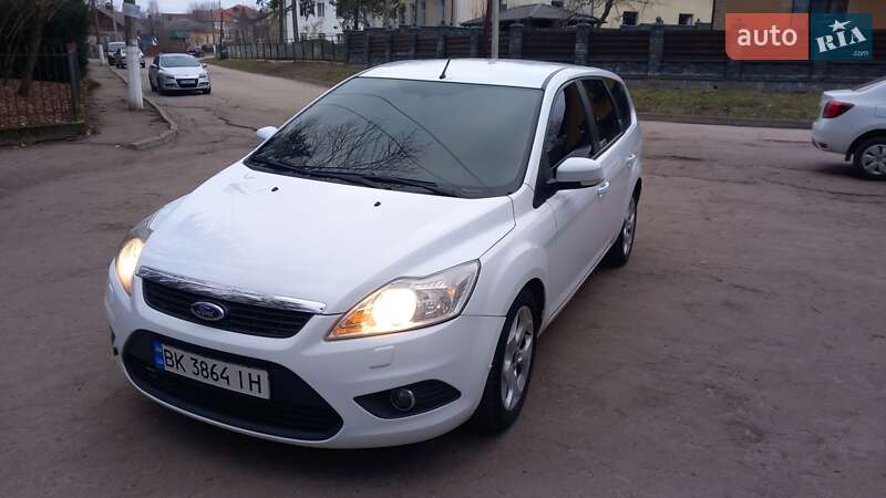 Ford Focus (2009)