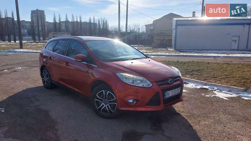 Ford Focus (2012)