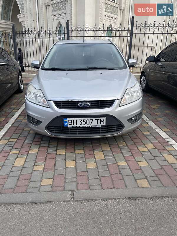 Ford Focus (2010)