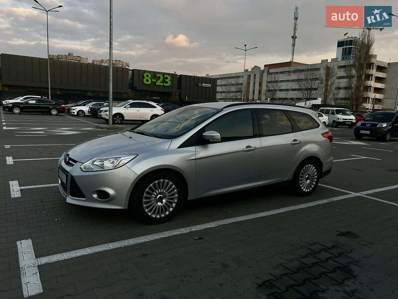 Ford Focus (2013)