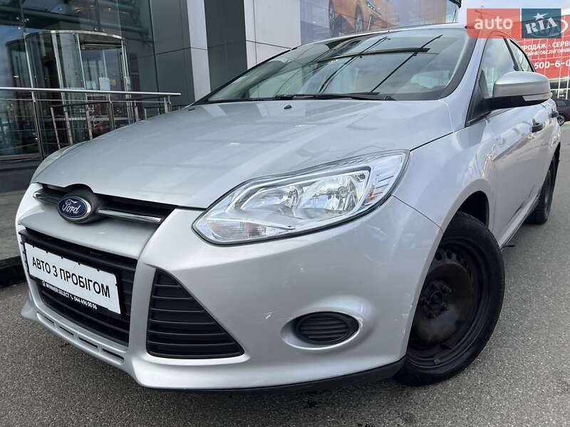 Ford Focus (2011)