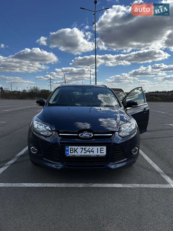 Ford Focus (2011)