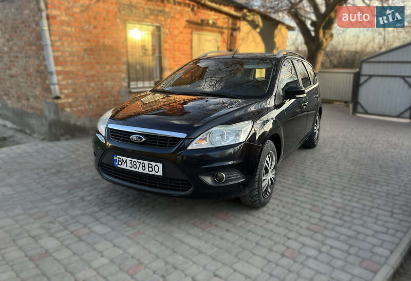 Ford Focus (2010)