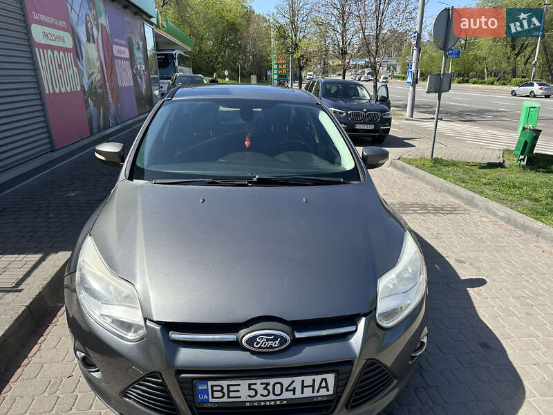 Ford Focus (2012)