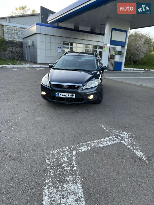 Ford Focus (2008)