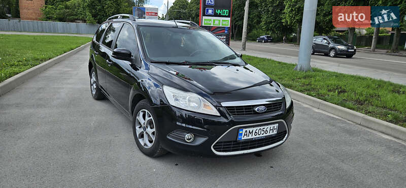Ford Focus (2010)