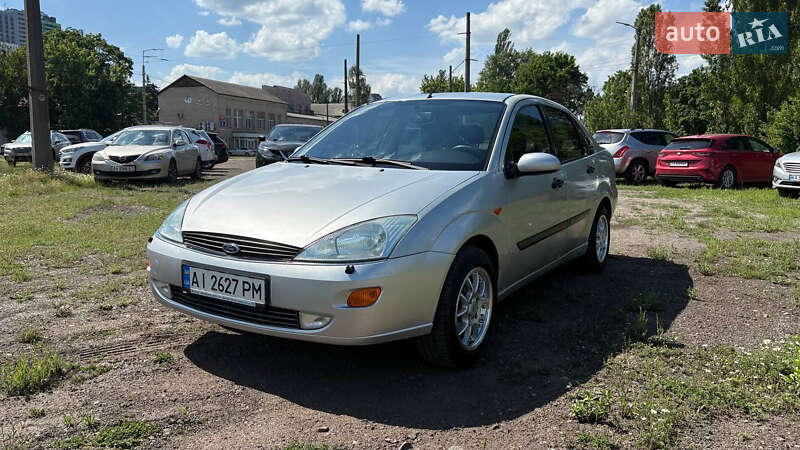 Ford Focus (2001)