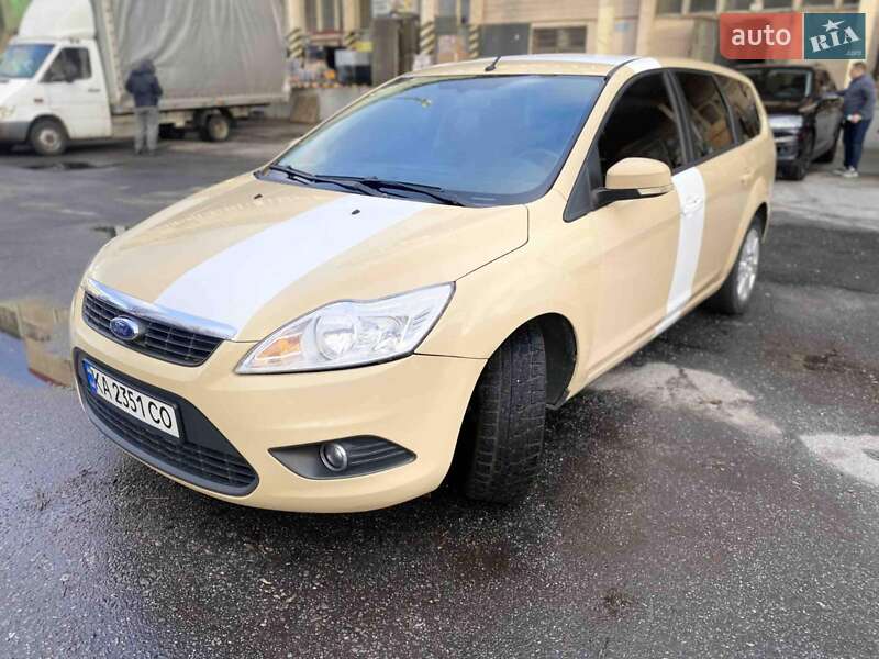 Ford Focus (2010)
