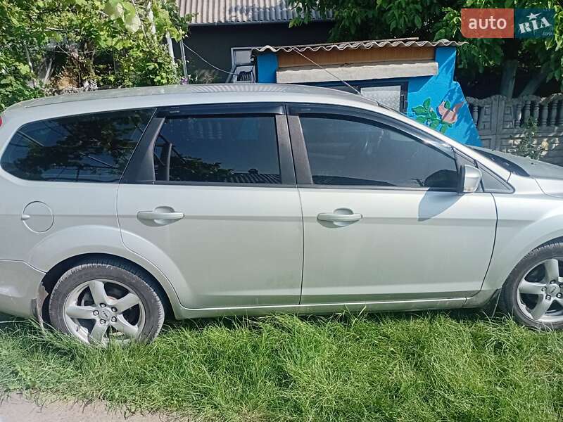 Ford Focus (2008)