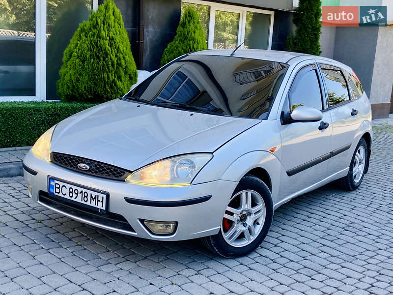 Ford Focus (2004)