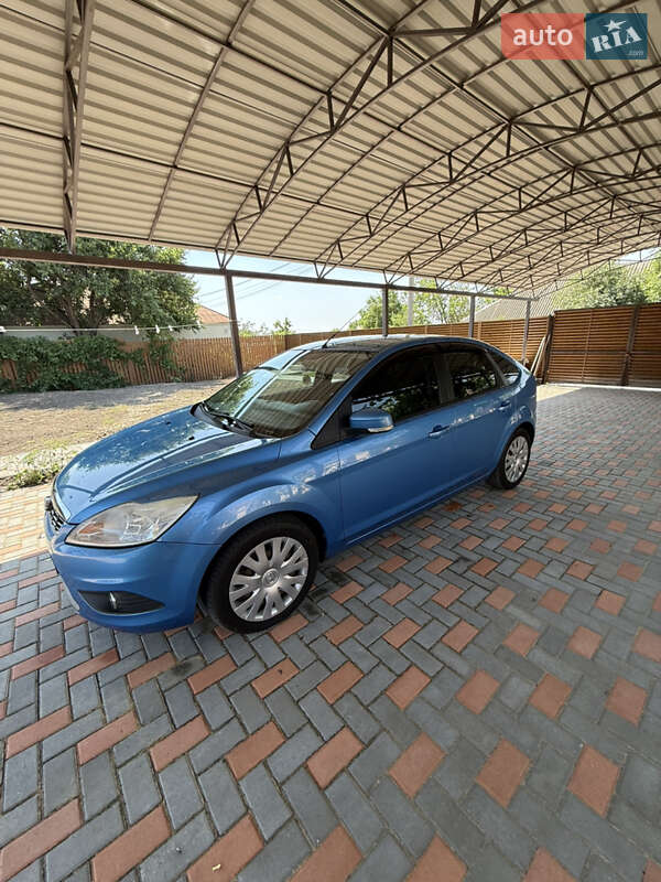 Ford Focus (2010)