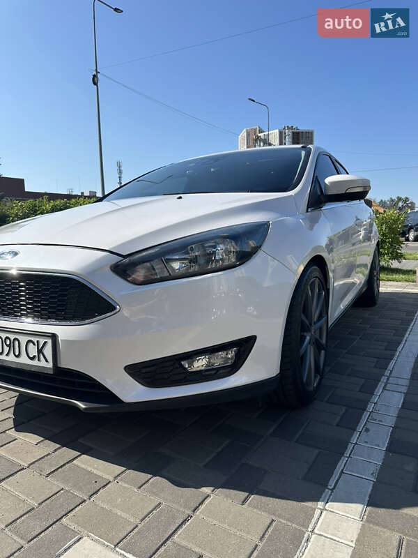 Ford Focus (2016)