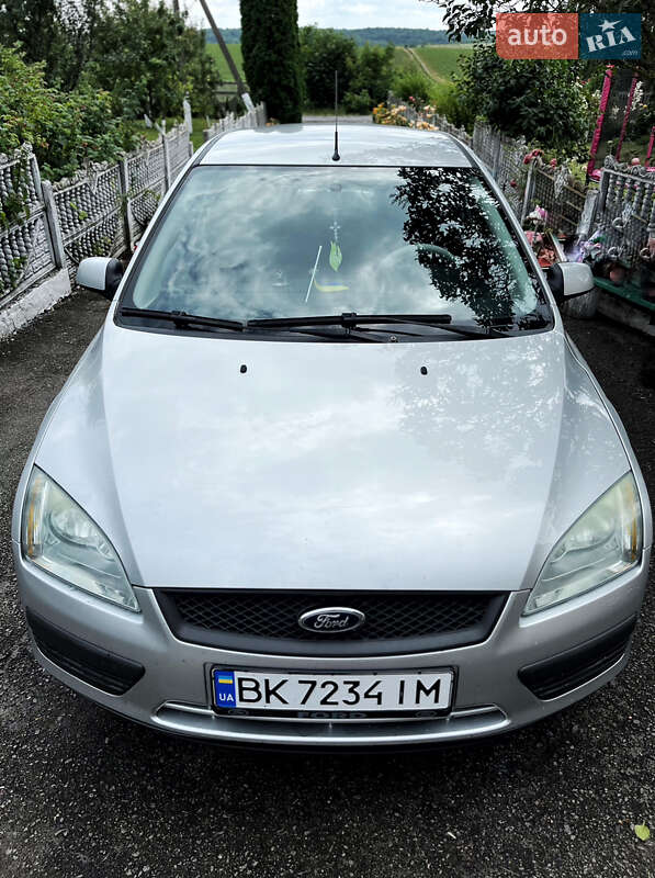 Ford Focus (2006)