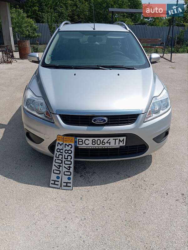 Ford Focus (2010)