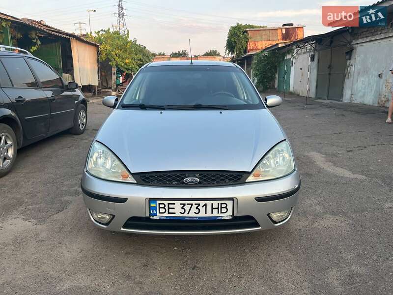 Ford Focus (2004)