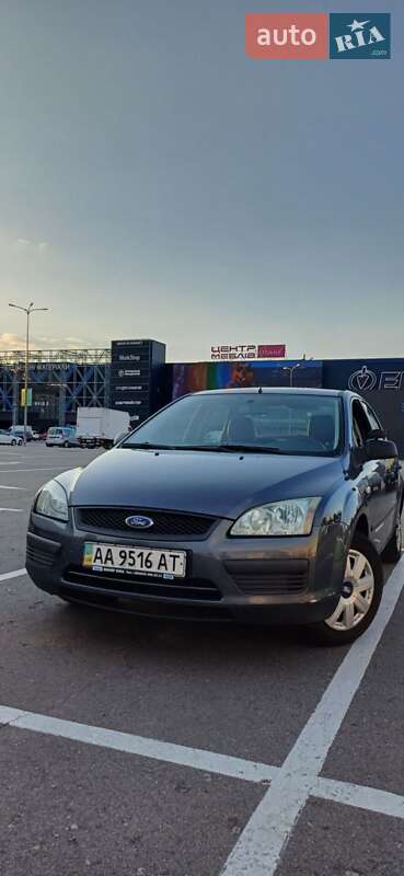 Ford Focus (2005)