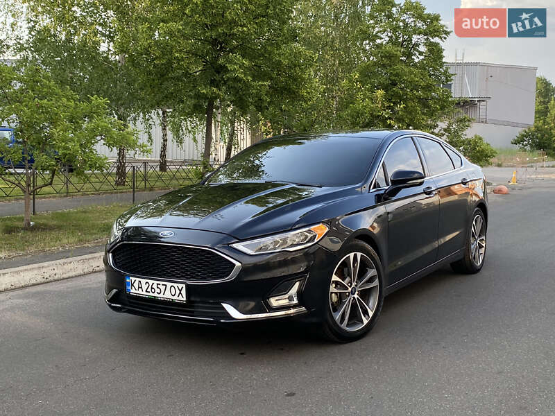 Ford Fusion (2018)