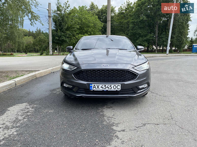 Ford Fusion (2018)