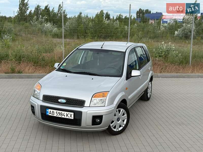Ford Fusion (2009)