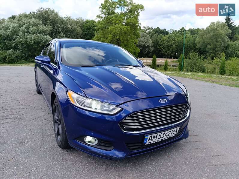Ford Fusion (2013)
