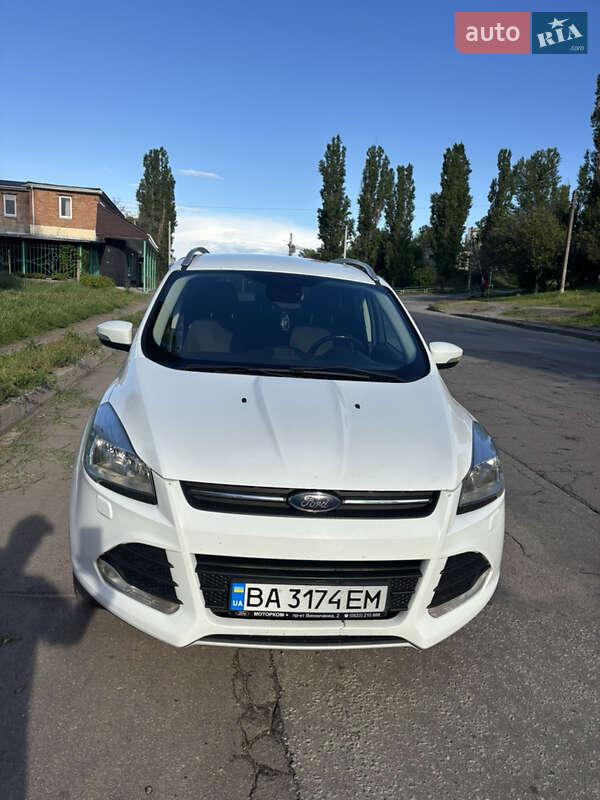 Ford Kuga (2016)