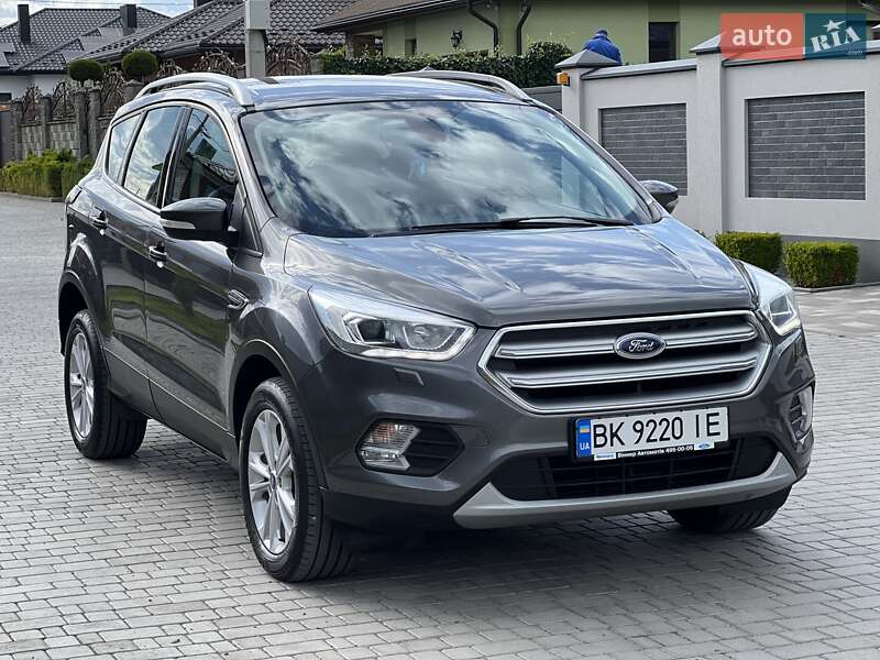 Ford Kuga (2019)