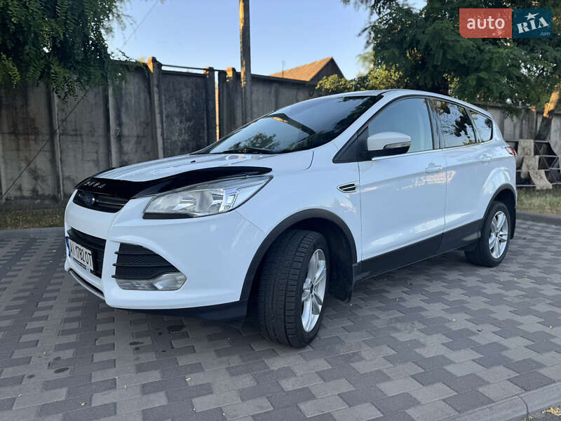 Ford Kuga (2016)